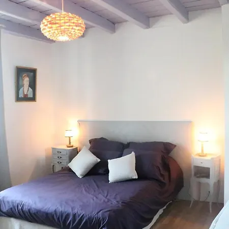 ベッド・アンド・ブレックファスト La Maison Rose A St Yaguen